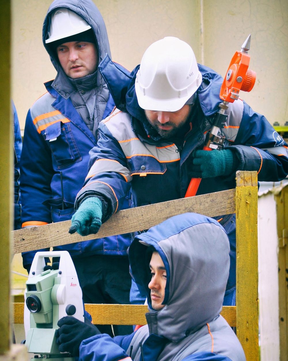 Работа с приборами